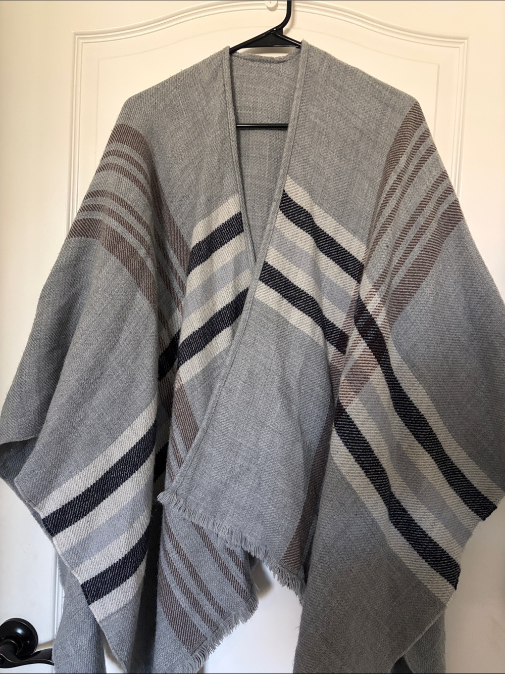 Uniqlo Gray Striped Woven Poncho
